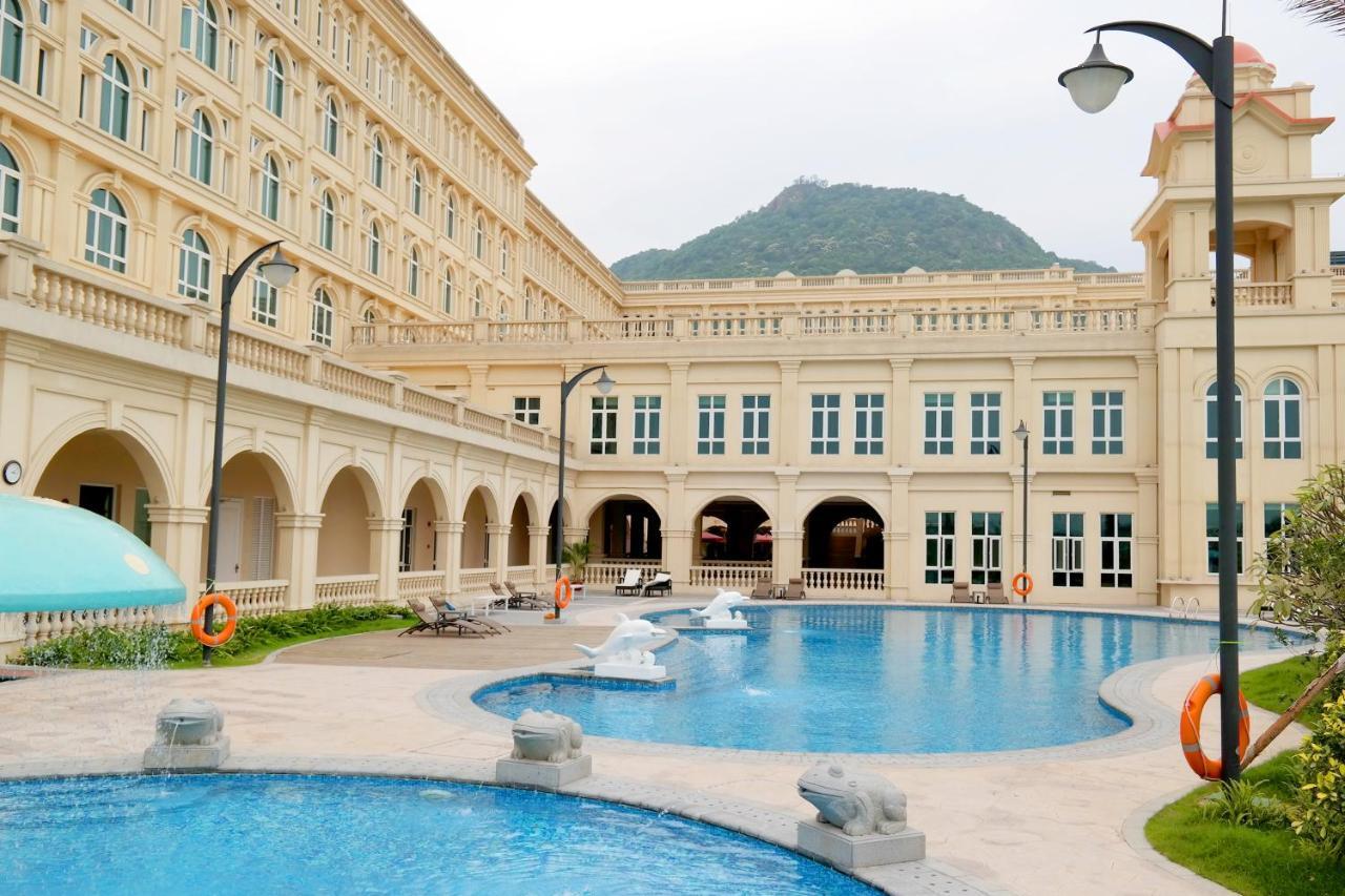 National Arts Resort Hotel Foshan Eksteriør billede
